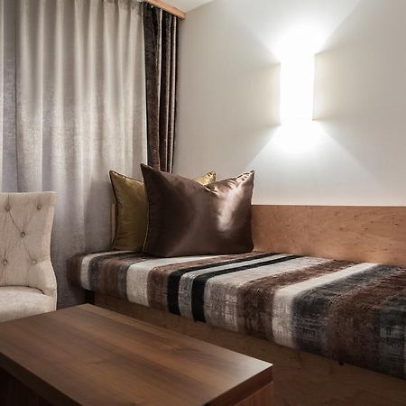 Hotel Albona 이스크글 외부 사진