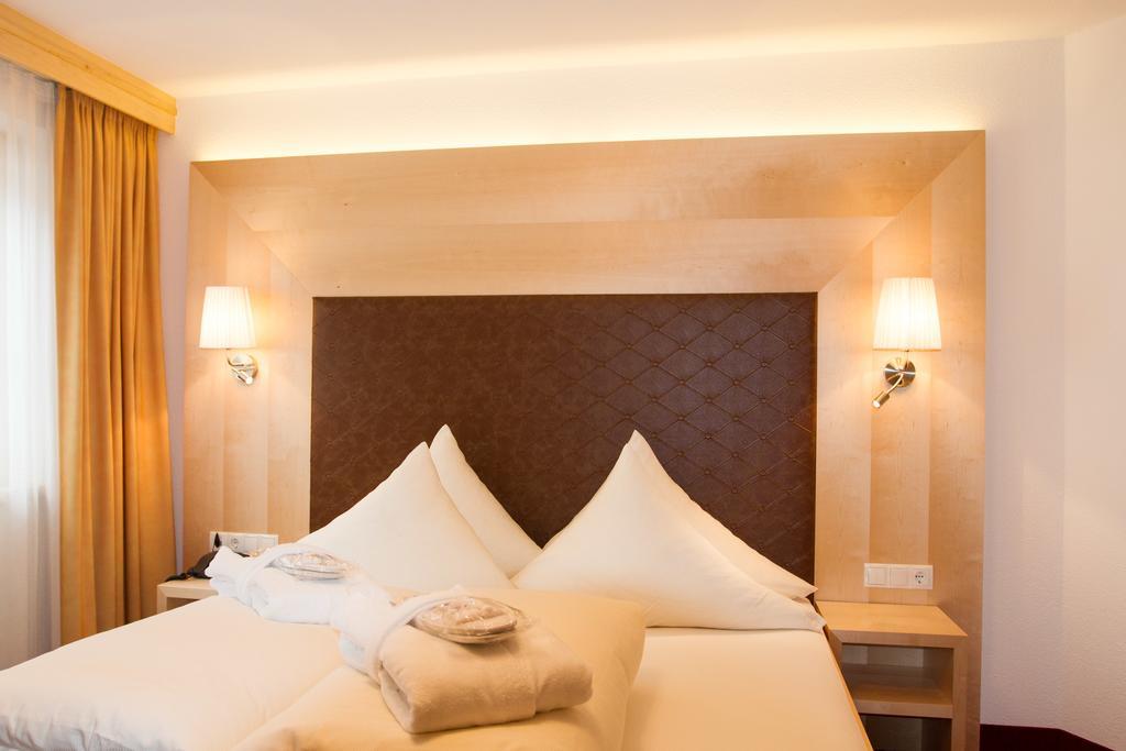 Hotel Albona 이스크글 외부 사진