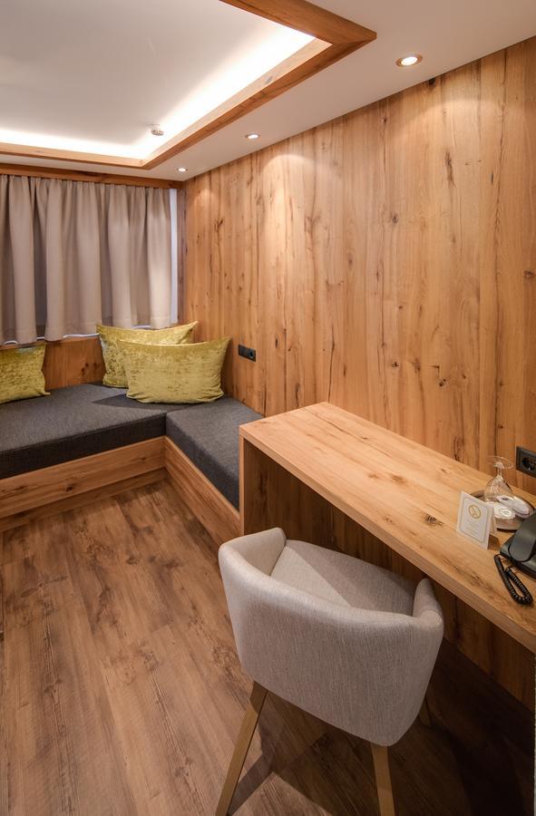 Hotel Albona 이스크글 외부 사진