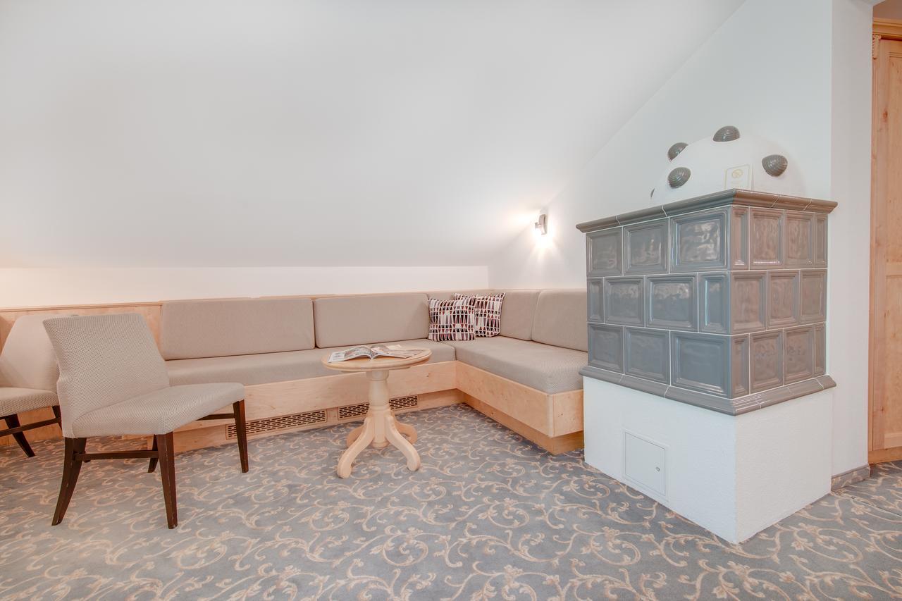 Hotel Albona 이스크글 외부 사진
